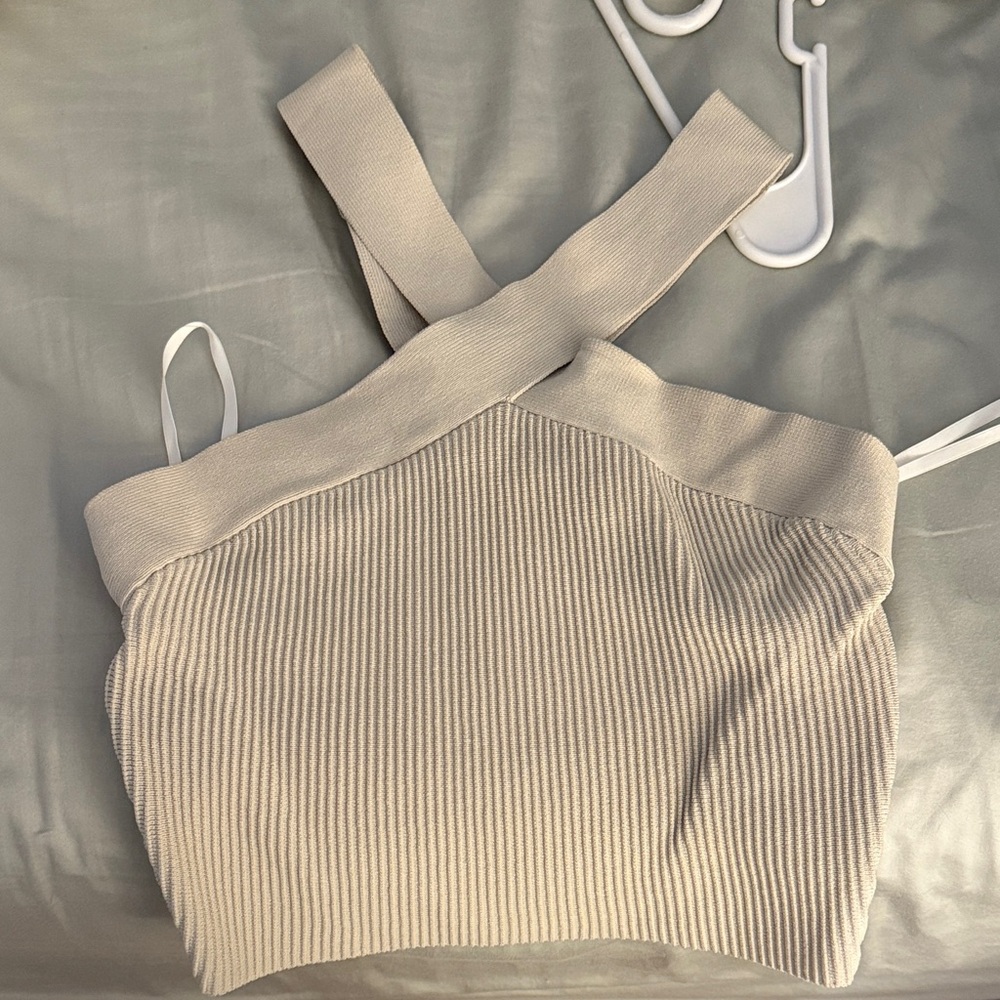 Aritzia Babaton Sculpt Ribbed Tank Top